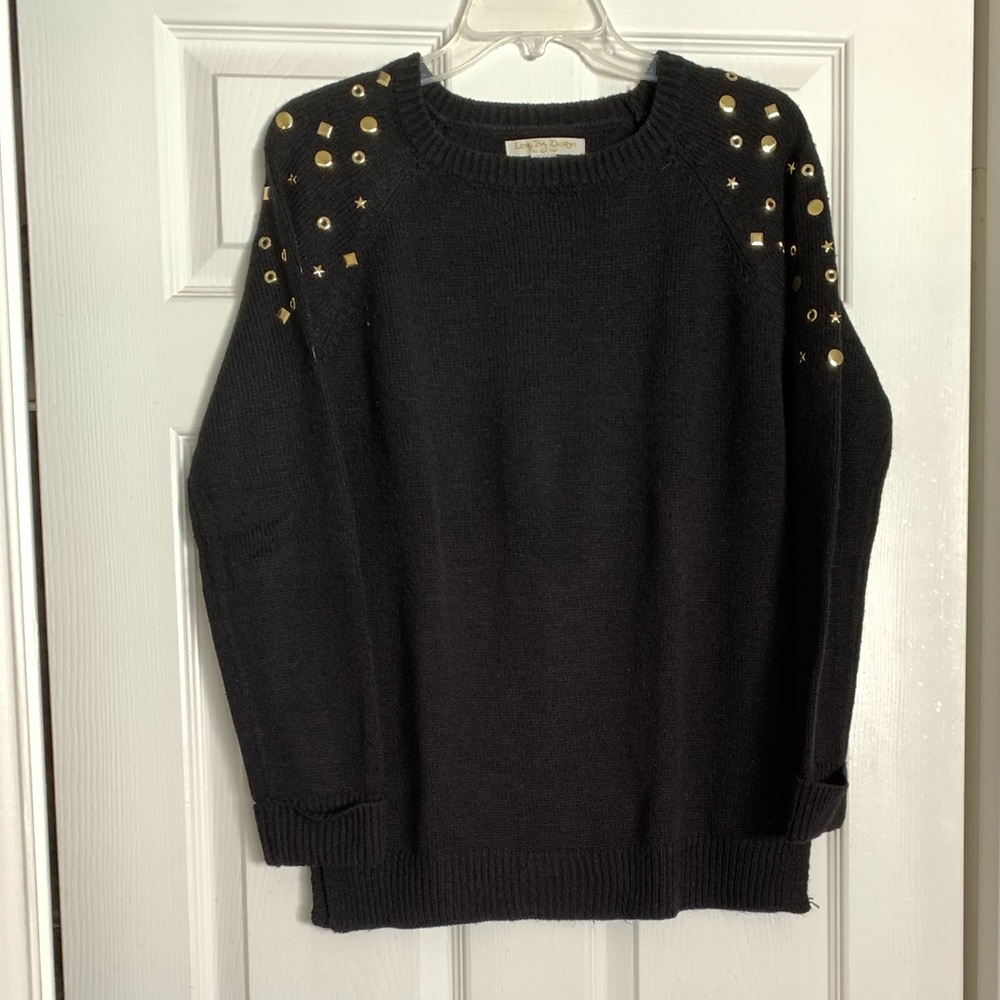 Women’s sweater. Size M